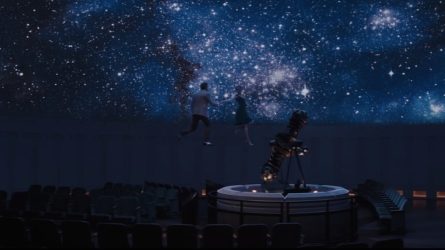 Unless of course Gosling and Stone can actually levitate. 