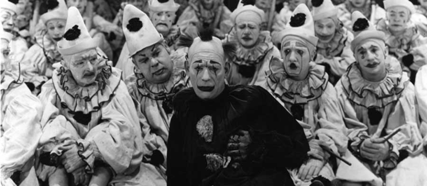 A mob of clowns is downright scary.